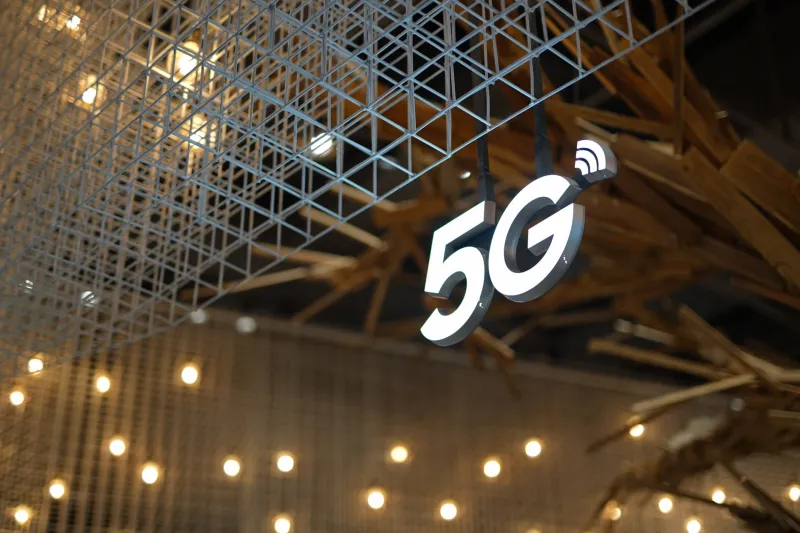 Signal Forward: How American Startups Are Building the Wireless World That Comes After 5G